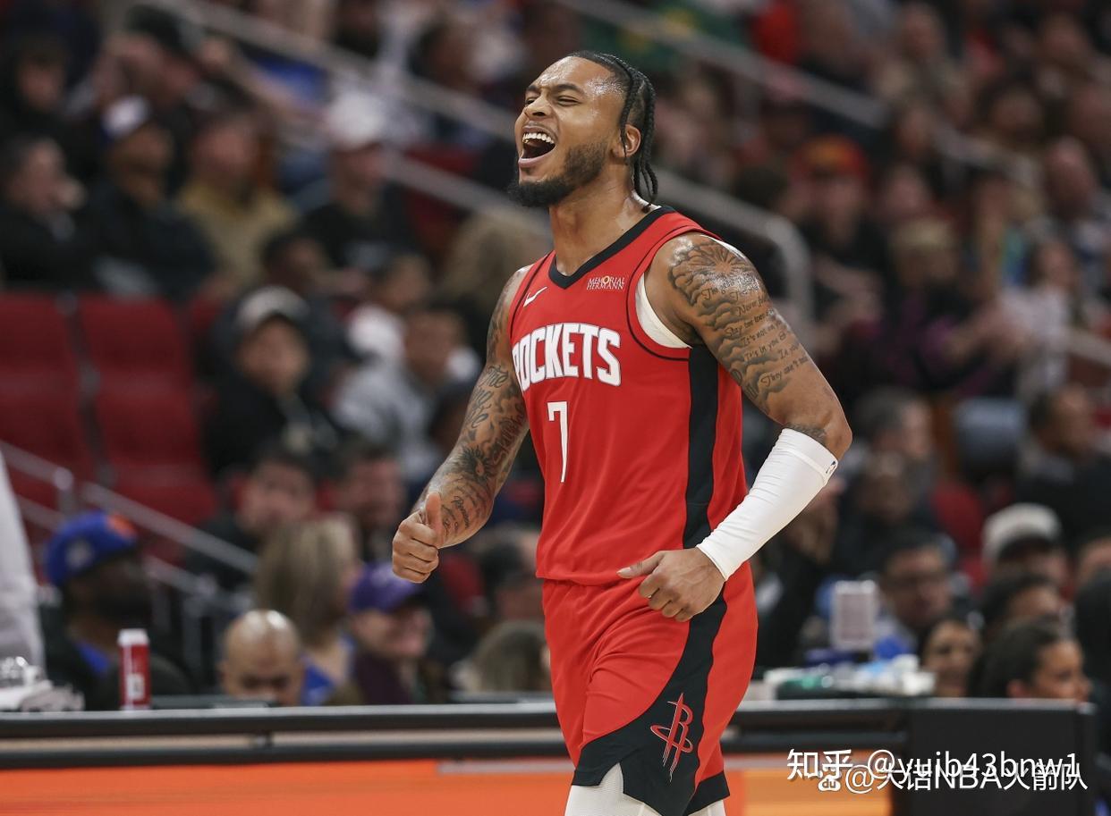 九游下载中心-76人球员公开质疑裁判判罚尺度，引争议，使用最新还是.的简单介绍